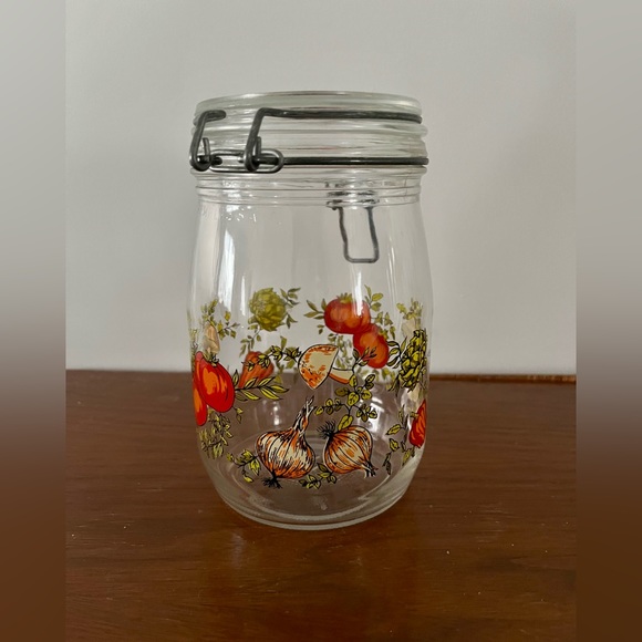 Vintage Arc France “Spice of Life” Canister and Glass Cup Set - Picture 14 of 16